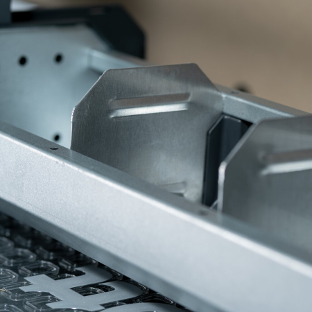 5 3/8D shelf divider kit